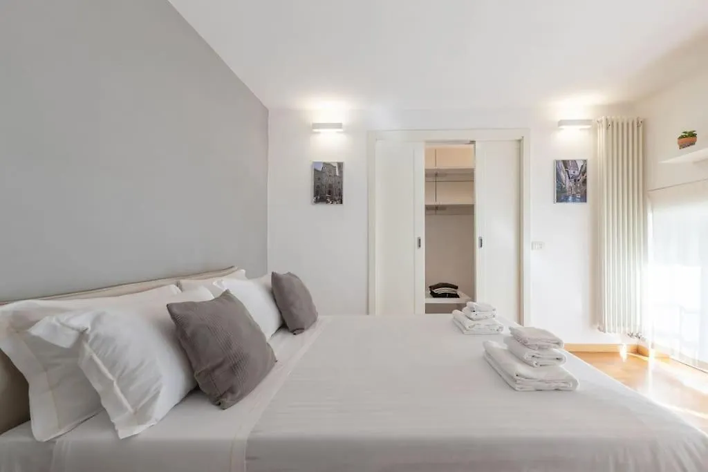 Ammirato Duplex In Floransa 0*,  İtalya