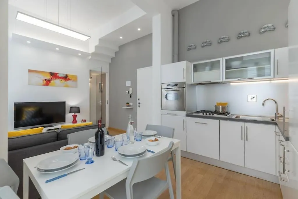 Ammirato Duplex In Floransa Daire